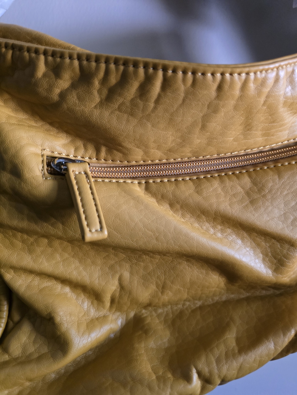 🔥 NWT Ampere Creations Bundle Women’s Yellow and Red Crossbody Shoulder Bags - Picture 8 of 8